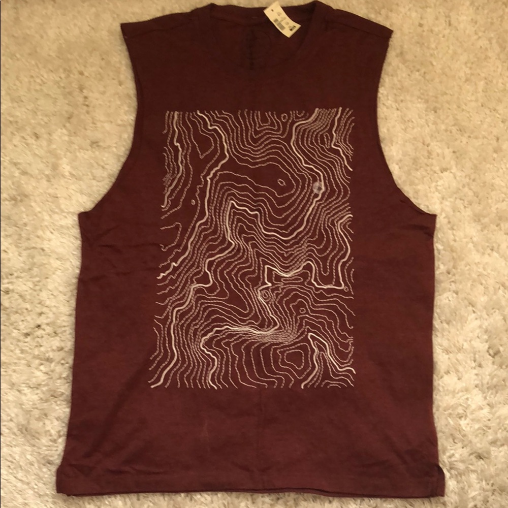 Burgundy Sleeveless Top with Abstract Design M mt1